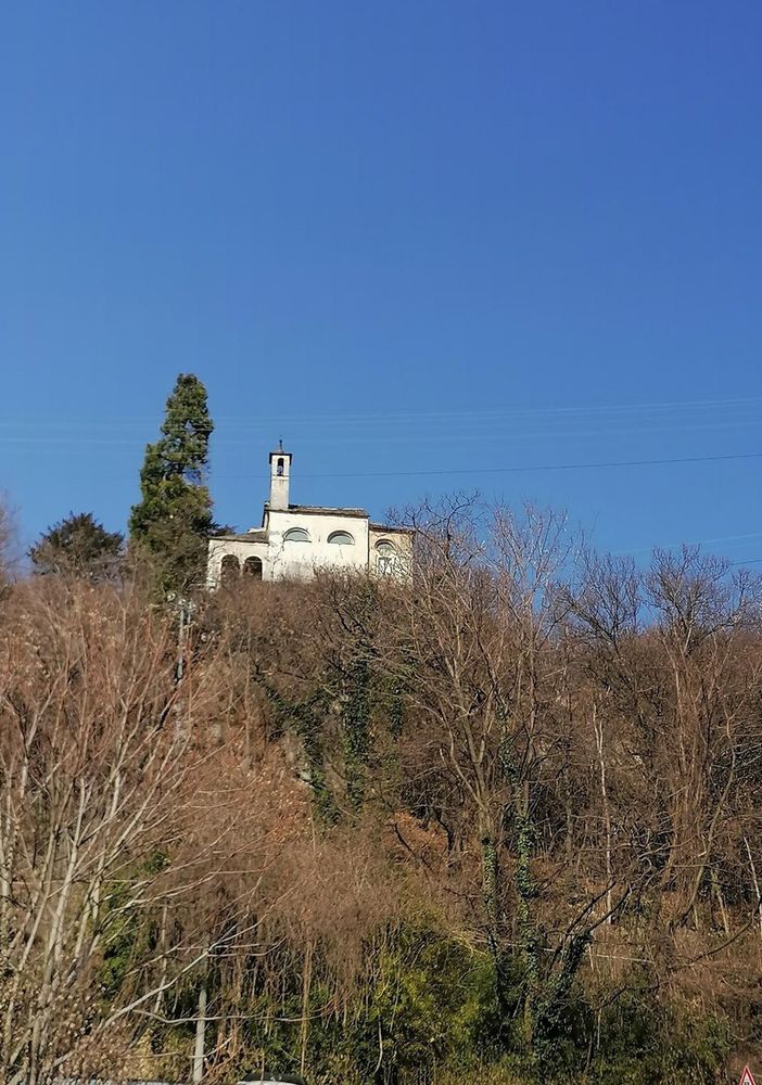 Sottoscrizione a premi per i lavori al campanile della chiesetta di Sasso Gambello