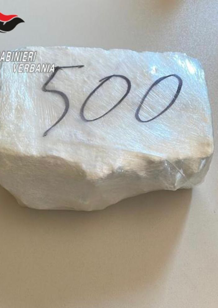 Da Bergamo a Verbania con mezzo chilo di cocaina: arrestate madre e figlia