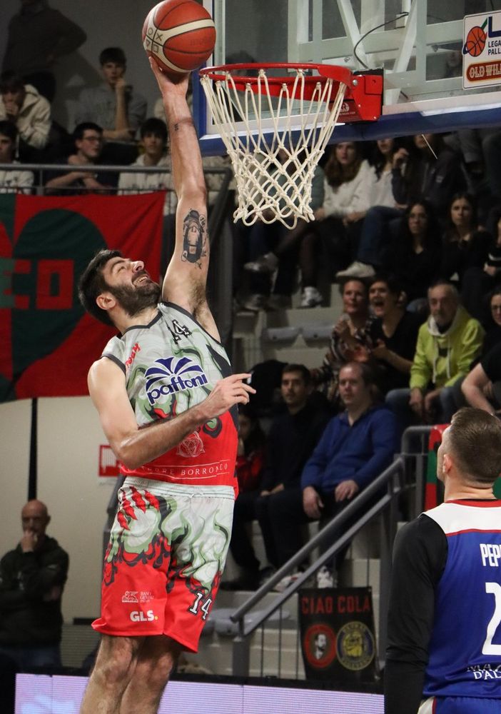 La Paffoni travolge Novipiù con un clamoroso 93 a 66
