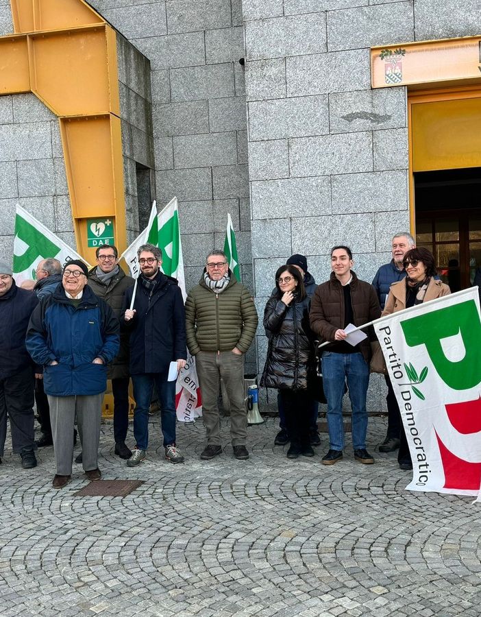 Presidio del Pd per la sanità pubblica: &quot;La Regione ha abbandonato il territorio&quot; FOTO