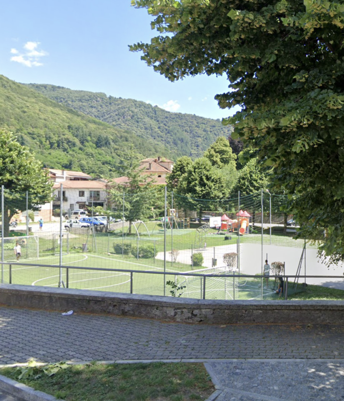 Una manifestazione pacifica ad Agrano per dire no alla nuova antenna al Pescone