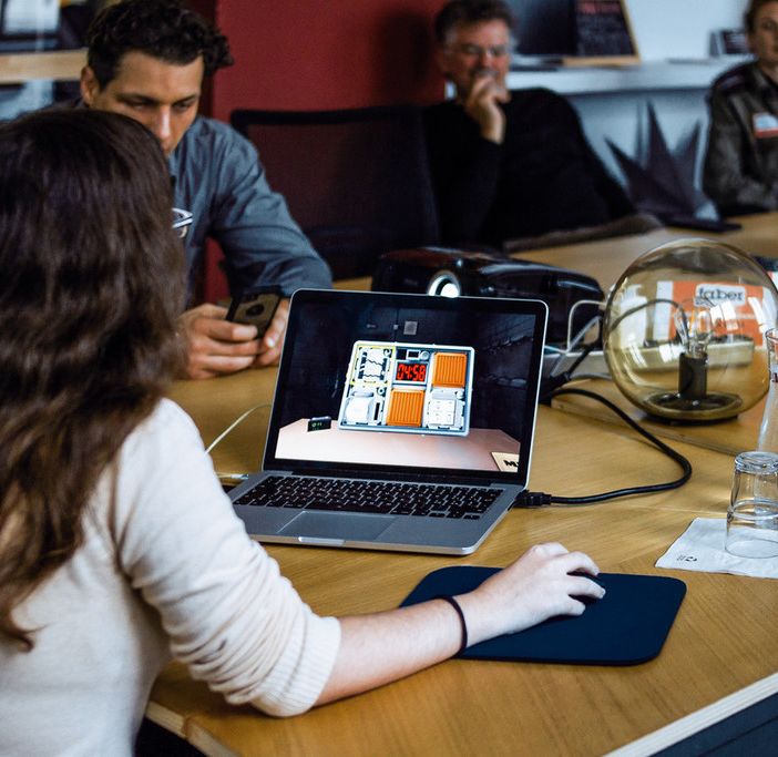 Lavoro, in Piemonte un'azienda su due non trova personale: dagli autisti ai carpentieri, dai fabbri ai meccanici