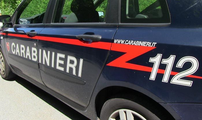 Quattro denunce per guida in stato di ebbrezza e possesso di sostanze illecite
