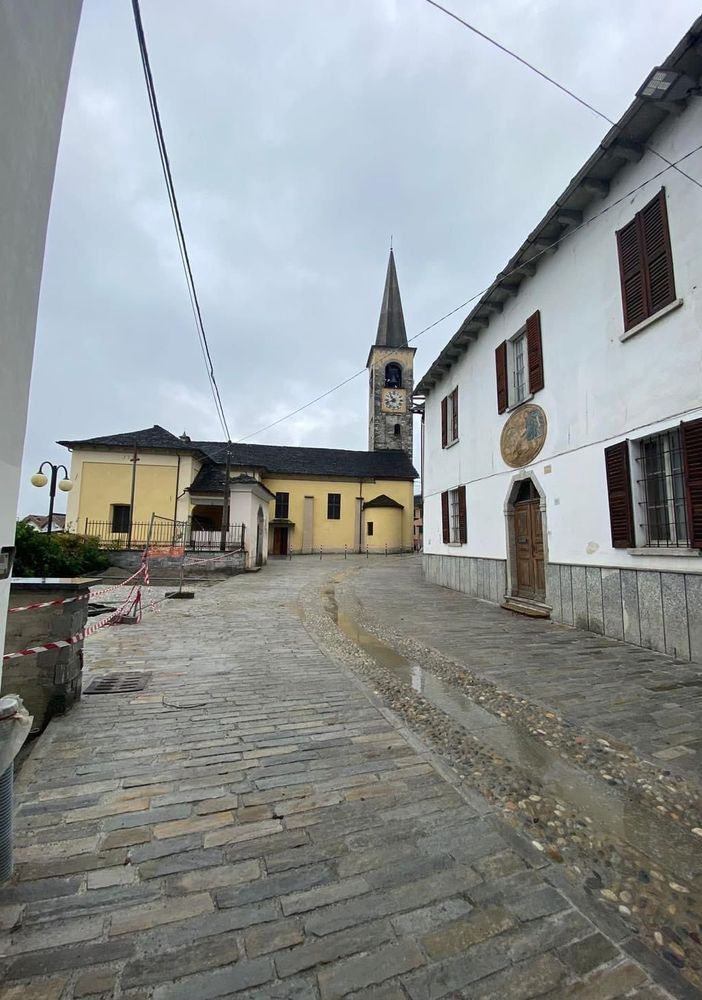 Via Roma riaperta: terminata la prima parte di riqualificazione a Casale Corte Cerro
