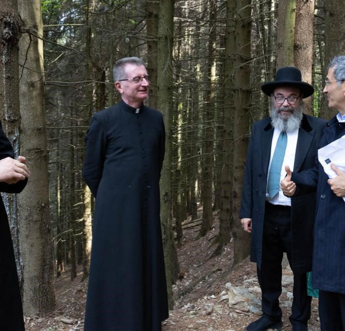 Tragedia Mottarone, una commemorazione che ha unito le tre religioni delle vittime