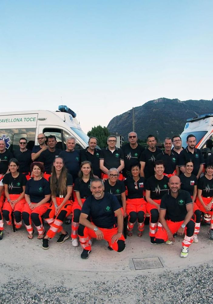 La Croce Verde di Gravellona inaugura tre nuovi automezzi