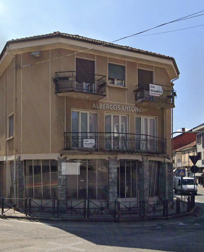 Migranti all'ex albergo Sant'Antonio: lo scontro tra Morandi e Porini prima del voto
