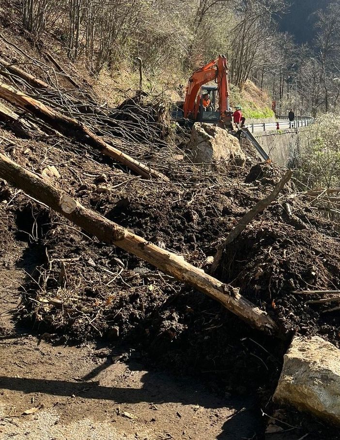 Riaperta la provinciale 160 di Valstrona dopo la frana