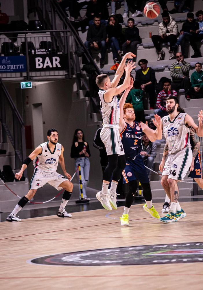 Basket, missione playoff per la Paffoni
