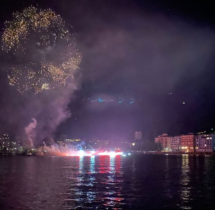 San Vito, pienone per il grande spettacolo pirotecnico FOTO E VIDEO