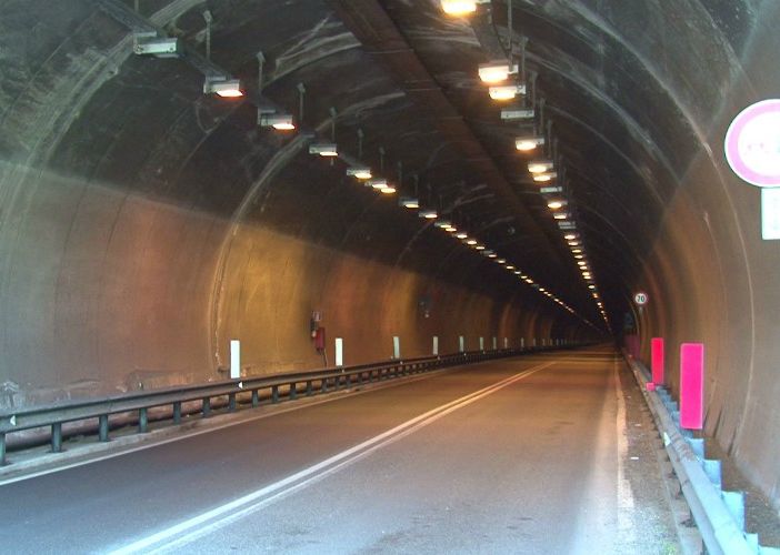 Anas: chiusa per manutenzione agli impianti tecnologici, la galleria 'Verta'