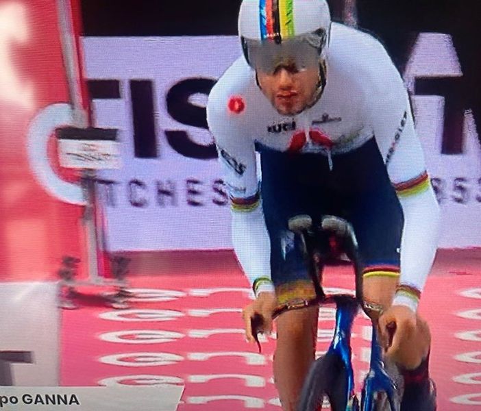 Filippo Ganna domina la cronometro di apertura della Tirreno-Adriatico
