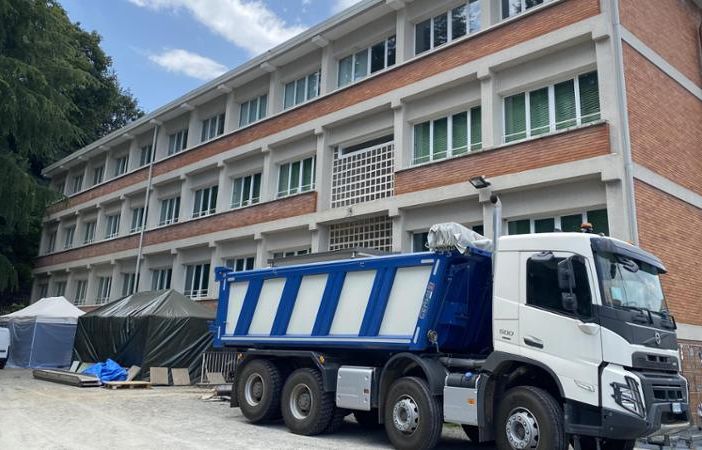 Stresa, gli alunni della “Rebora” pranzeranno in classe o nell’atrio