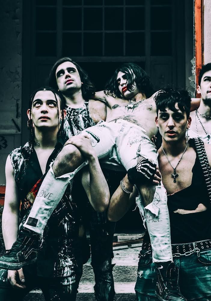 Selezioni per Sanremo Rock e un album in cantiere per i LoveChaos