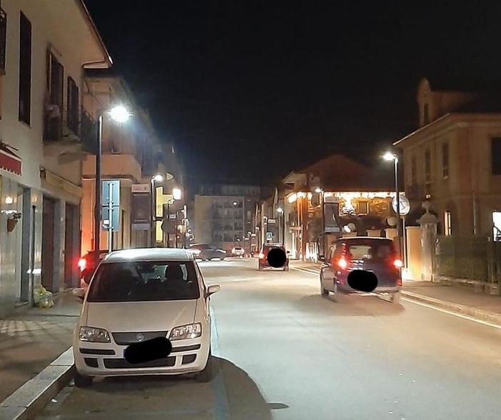 Polemiche per le poche luminarie a Omegna: &quot;Il Natale più triste di sempre&quot;