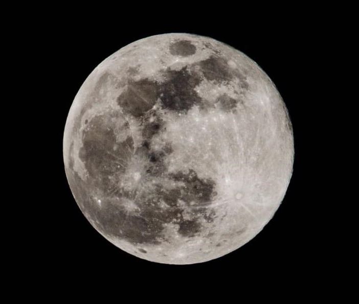 Occhi all’insù: stasera, mercoledì 13 luglio, c’è la Superluna più grande dell’anno