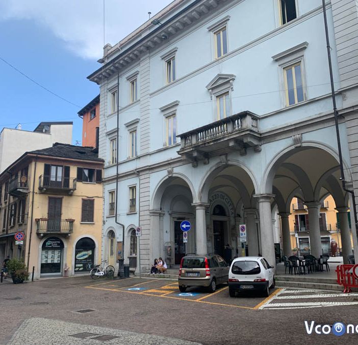 Piazzale Lodi ancora al buio: l'amministrazione annuncia un intervento