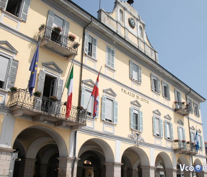 Il Movimento 5 Stelle: &quot;Brezza e Fornara trovino l’accordo per andare uniti a guidare la coalizione&quot;