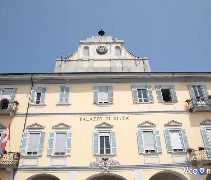 Euro 5, Verbania Futura se la prende con il sindaco e non con chi ha fatto l'ordinanza e cioè la regione Piemonte