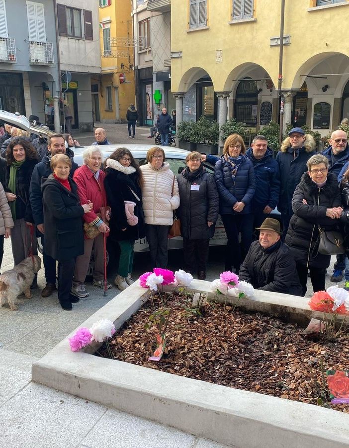 Inaugurato il nuovo mezzo della Lilt Vco per il trasporto di pazienti oncologici