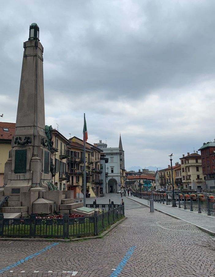 Lino Cerutti racconta il monumento ai caduti di Omegna