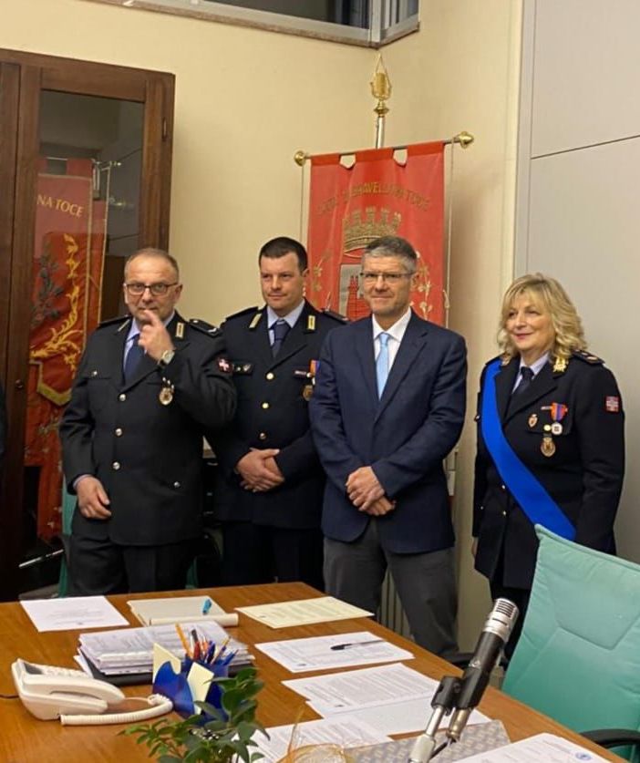 Onorificenza alla polizia locale di Gravellona per aver garantito &quot;sicurezza e tutela ambientale&quot;