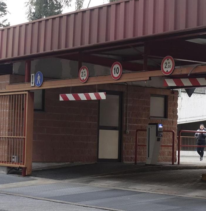 Lavori al parcheggio Rosmini: senza proroga il comune deve intervenire