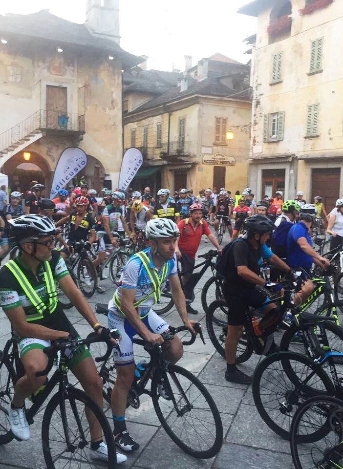 Torna la Pedalata tra le stelle da Armeno al Mottarone