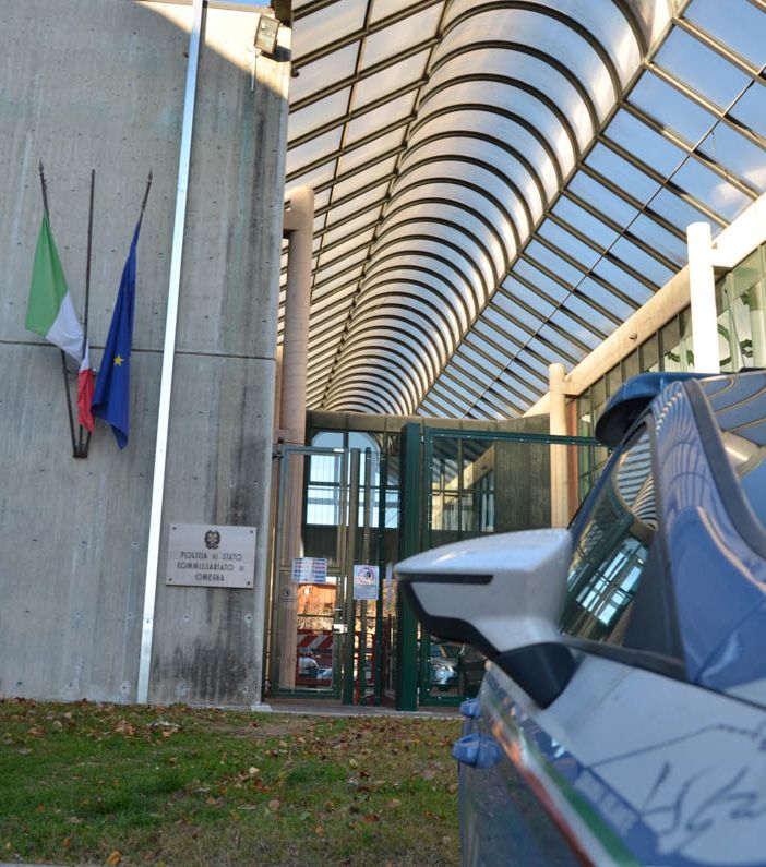 Mobili online a prezzi modici ma il venditore incassa i soldi e sparisce