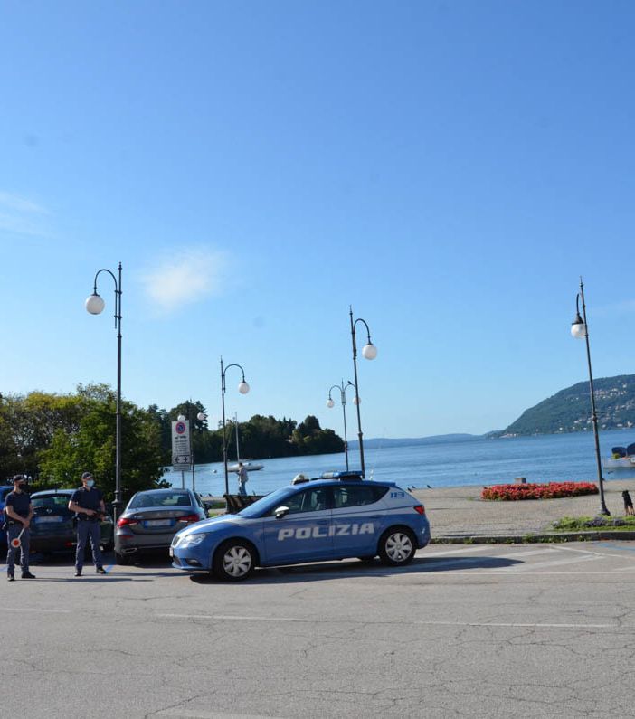 Nascondeva 10 grammi di cocaina in una sigaretta elettronica, giovane arrestato
