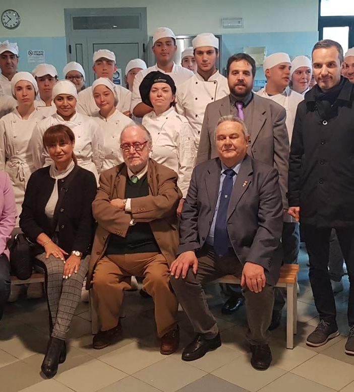 Vco Formazione, Edoardo Raspelli critico d'eccezione per gli allievi del corso di arte bianca