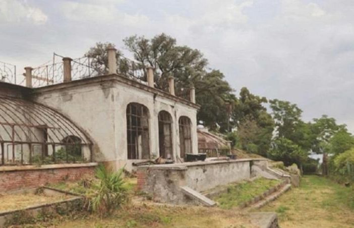 Un nuovo finanziamento per il recupero delle serre di Villa Fedora