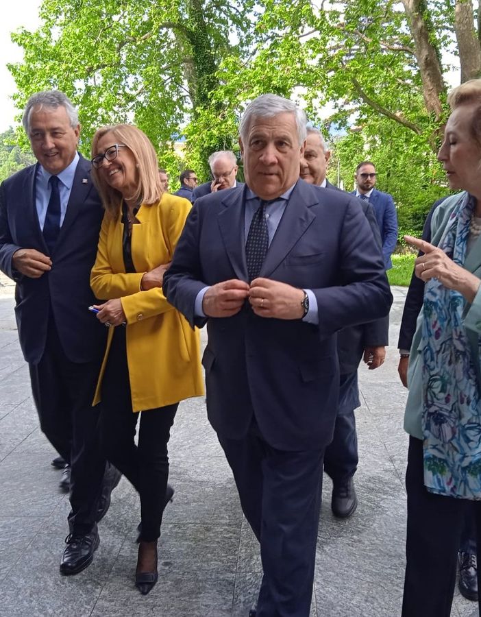 Italia-Svizzera: Tajani il 12 a Locarno vede Cassis