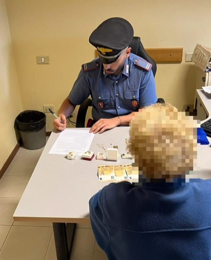 Tre truffe ai danni di anziani con la tecnica del falso avvocato: arrestato un 44enne