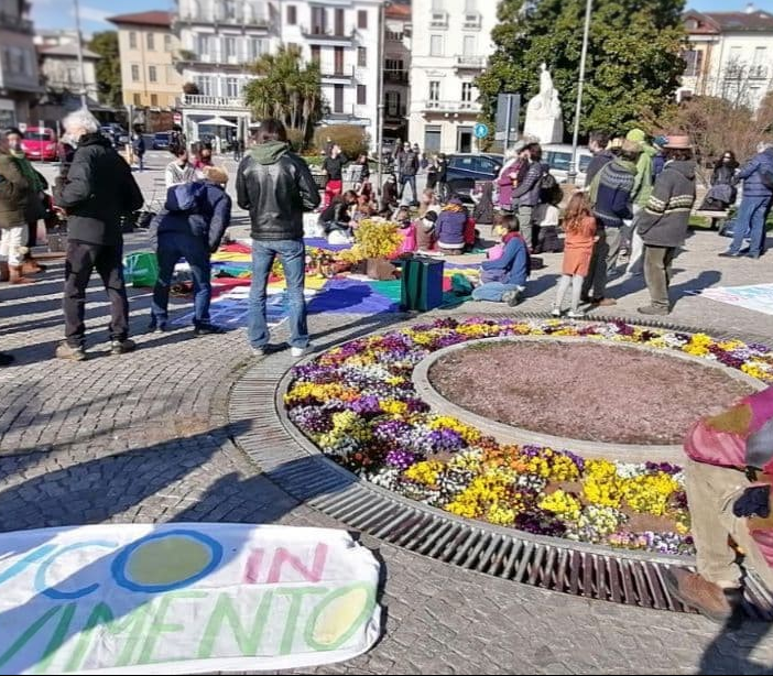 VCOinMovimento risponde alle polemiche: “Manifestato nel rispetto della legge”