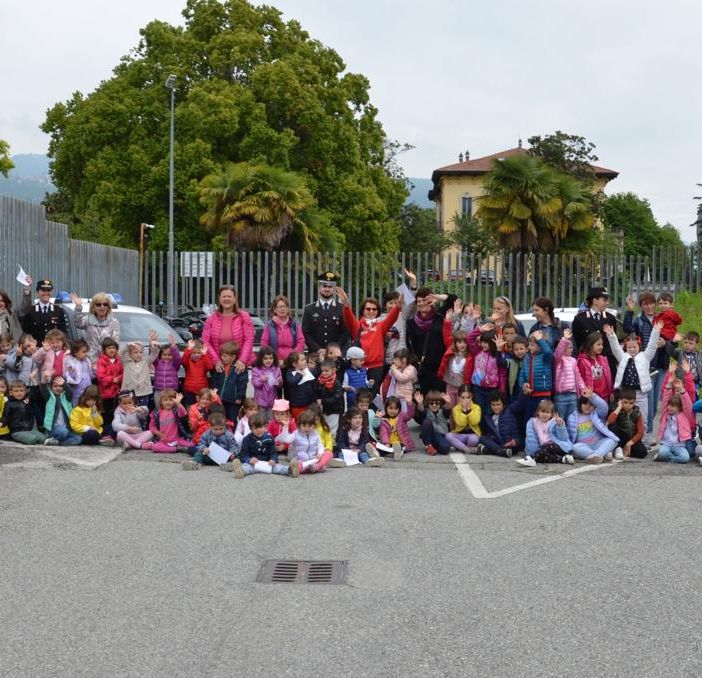 Lezione di legalità per i bimbi della materna “Gabardi”