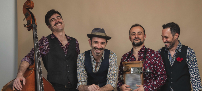 Bis! 2 laghi 2 palchi: doppio appuntamento con "Musica da ripostiglio" Bis! 2 laghi 2 palchi: doppio appuntamento con "Musica da ripostiglio"