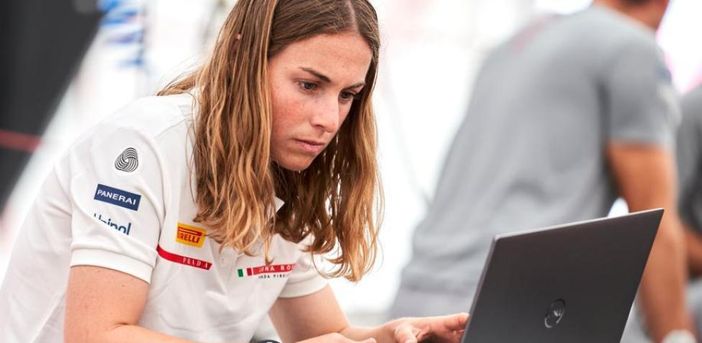 Foto dal sito pirelli.com: Clelia Sessa