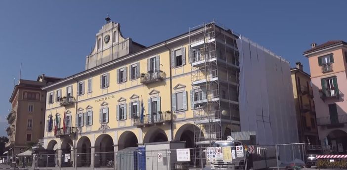 Nessun passo indietro sul licenziamento della segretaria, la giunta conferma la revoca