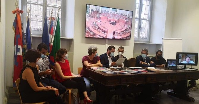 “In Piemonte pochi tamponi e carenza di personale sanitario: rischio caos in estate” “In Piemonte pochi tamponi e carenza di personale sanitario: rischio caos in estate”