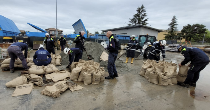 Alluvione in Emilia Romagna, dal Vco partiti 10 volontari della Protezione Civile VIDEO Alluvione in Emilia Romagna, dal Vco partiti 10 volontari della Protezione Civile VIDEO