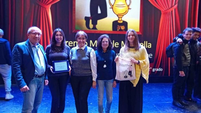 Nella foto Maurizio D'Andrea, Gaia Pisola, Silvana Pirazzi, Cinzia Cirillo, Aurora Tori