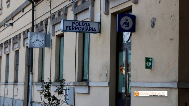 Ricercato per furto: fermato sul treno per Novara