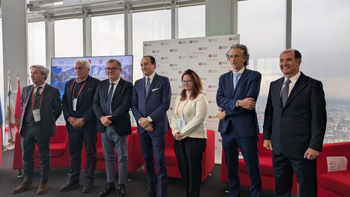 La regione investe 50 milioni per lo sviluppo degli impianti sciistici La regione investe 50 milioni per lo sviluppo degli impianti sciistici