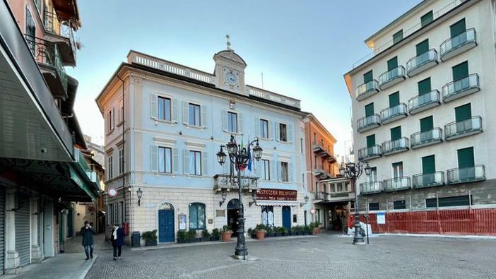 Un quartiere per giovani e famiglie nelle ex fabbriche Un quartiere per giovani e famiglie nelle ex fabbriche