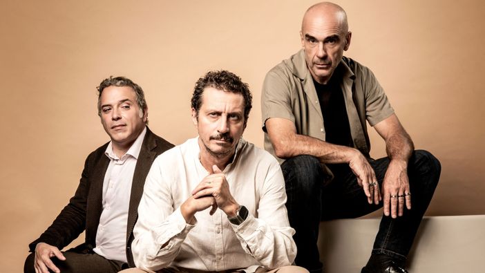 Luca Bizzarri, Enzo Paci e Antonio Zavatteri in scena con Le Nostre Donne