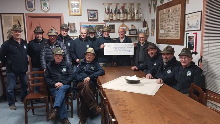 Dal Gruppo Alpini una donazione di mille euro ai Volontari del Soccorso