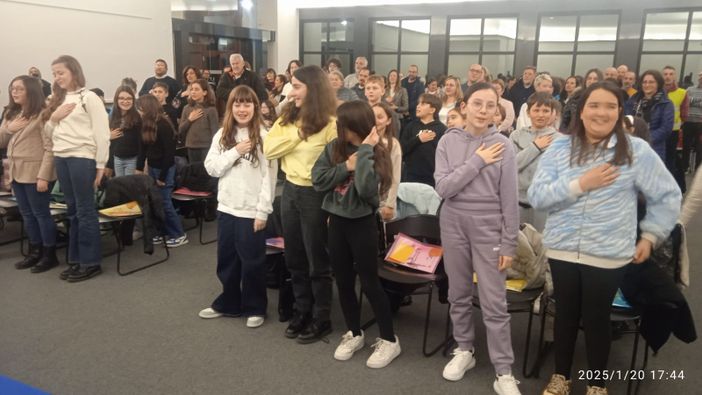 Si è insediato il nuovo consiglio comunale dei ragazzi Si è insediato il nuovo consiglio comunale dei ragazzi