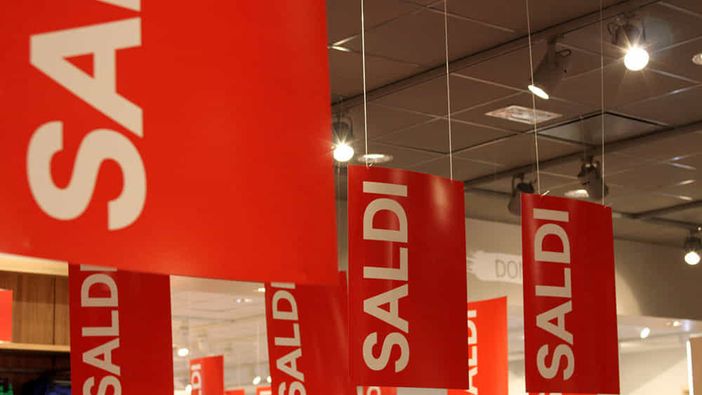 Saldi estivi: in Piemonte prevista una spesa media di 140 euro Saldi estivi: in Piemonte prevista una spesa media di 140 euro