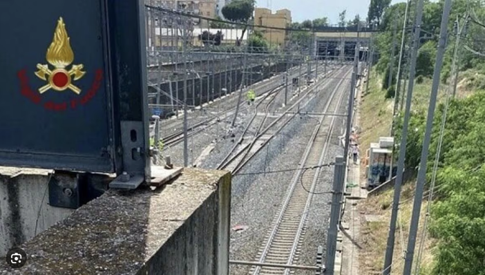 Scontro fra treni a Parma: una studentessa di Verbania racconta la sua disavventura